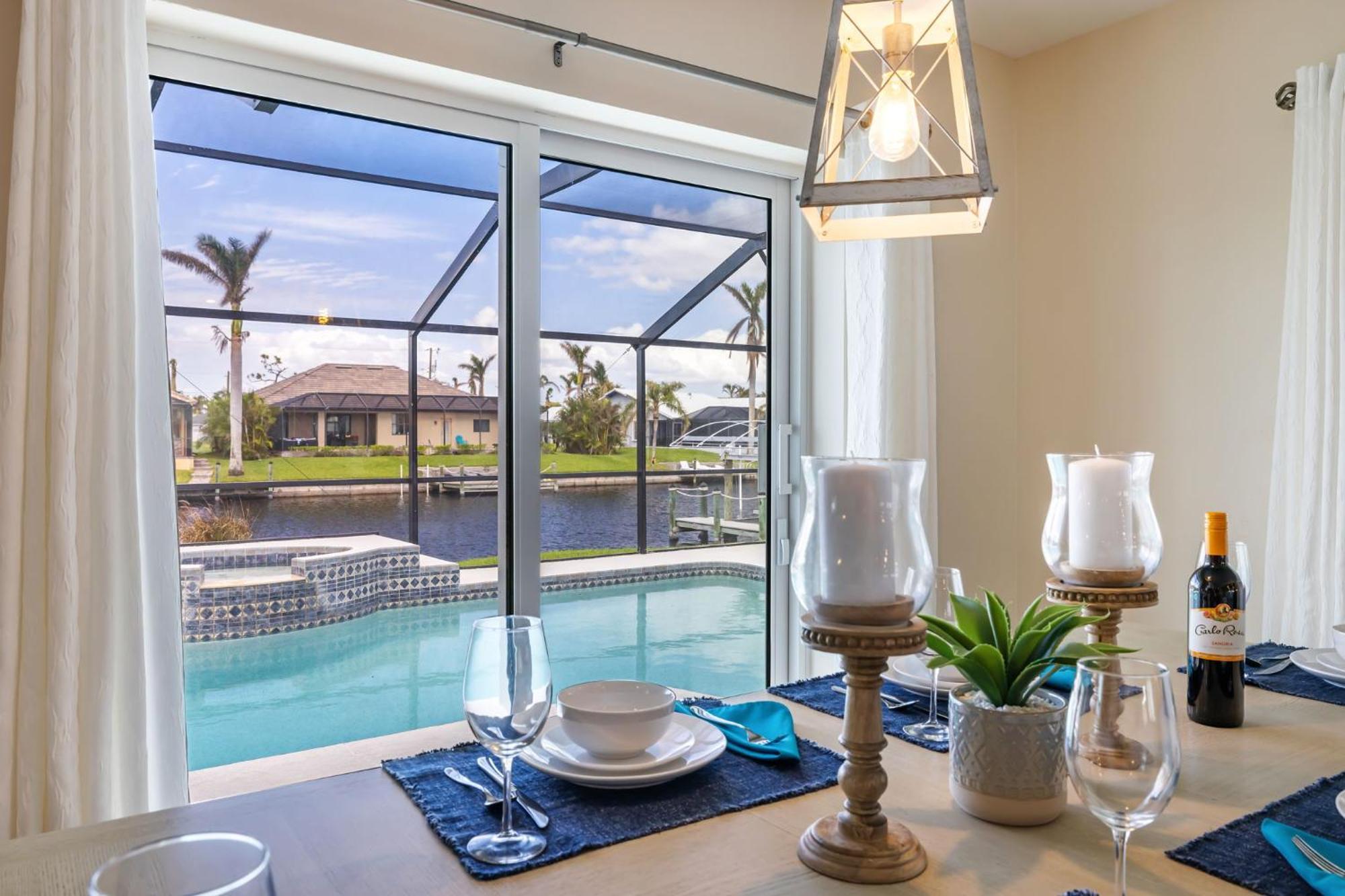 Fully Remodeled Electric-Heated Pool Home On Gulf-Access Canal - Villa Sunny Cape Coral Exterior photo