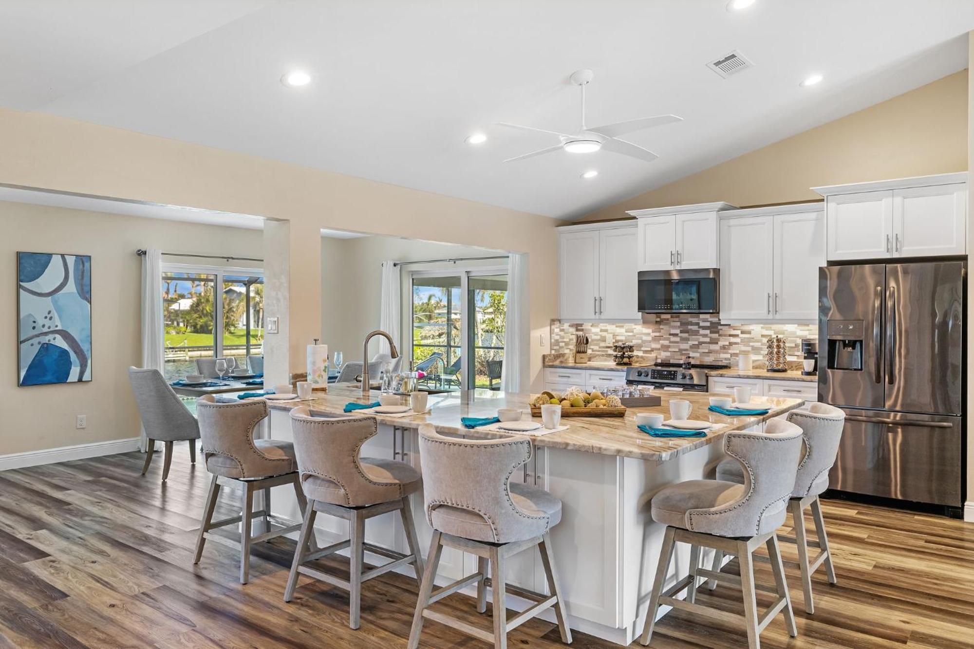 Fully Remodeled Electric-Heated Pool Home On Gulf-Access Canal - Villa Sunny Cape Coral Exterior photo